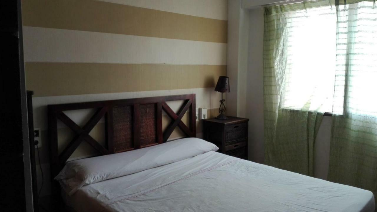 Apartamento En 1ª Linea Playa De Gandia Bagian luar foto